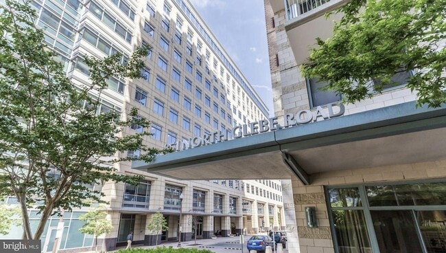 Photo - 851 N Glebe Rd Unit 810