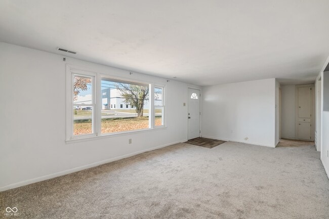 Photo - 4333 N County Road 1000 East