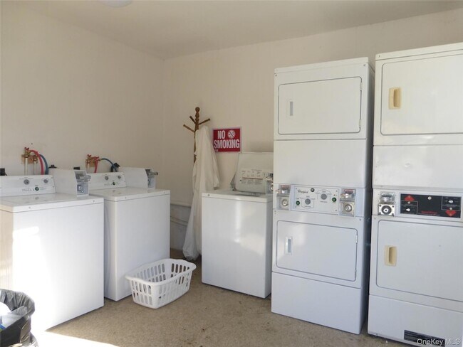 Photo - 19 Quartz Ln Unit 4