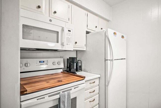 Photo - 2025 Eleventh Street-SI FL1-ID1023252P Unit SI FL1-ID1023252P