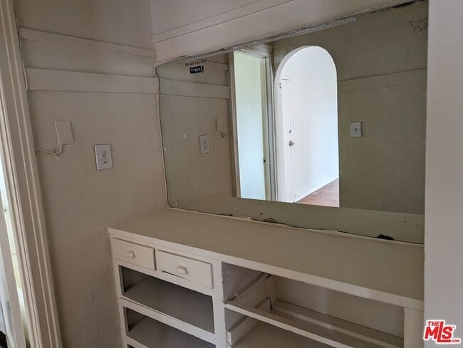 Photo - 259 S Harvard Blvd