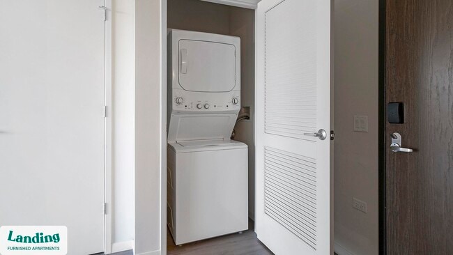 Photo - 2480-2522-2522 N Milwaukee Ave Unit 364