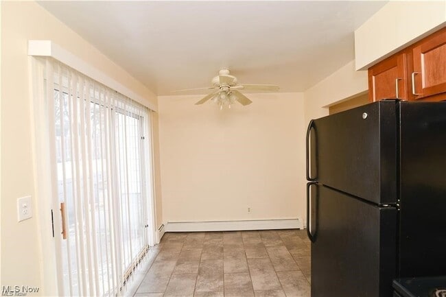 Photo - 4498 Washington Square Dr