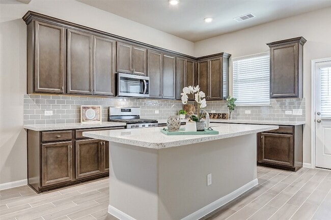 Building Photo - 5311 Sunway Dr