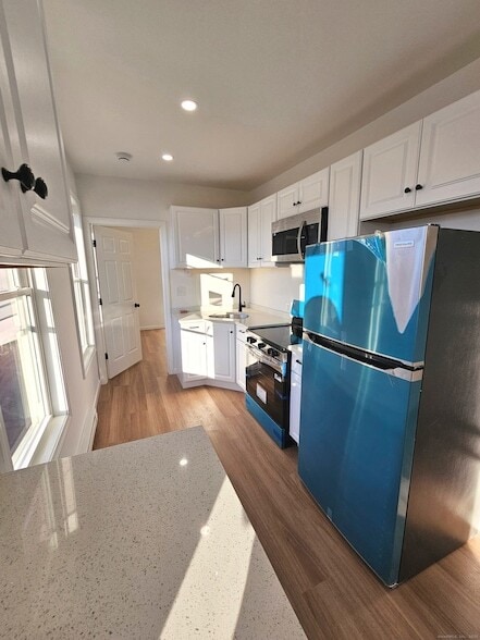 Building Photo - 1153 Main St Unit 3B