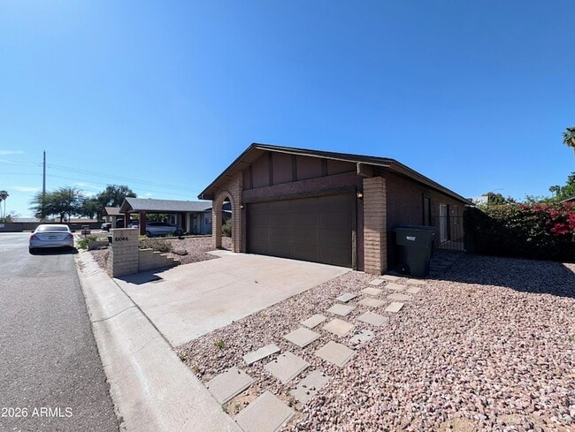 Photo - 10044 N 39th Ln