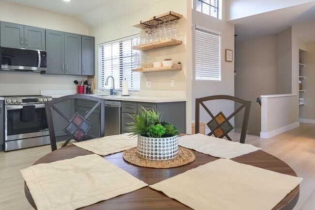 Photo - 1001 North Pasadena-SI ID1385691P Unit SI ID1385691P