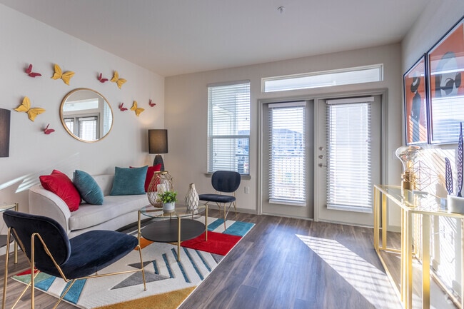 1 BR, 1 BA - 736 SF - Vista at Southwinds