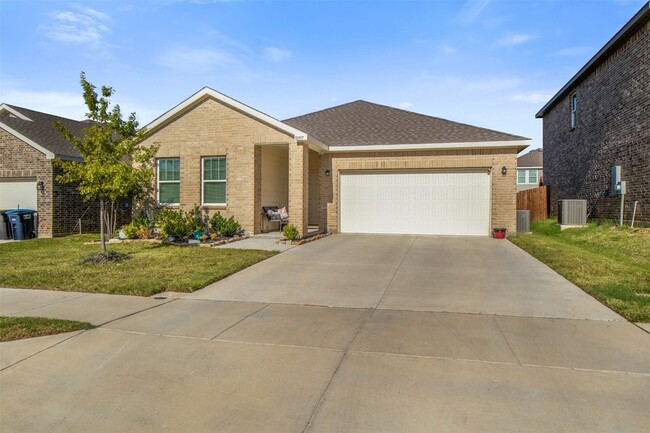 Building Photo - 10357 Rosegreen Ln