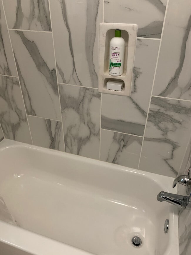 New Tile in Bathrooms - 38 Park Apartments