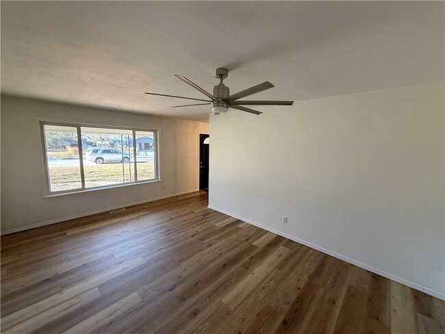 Photo - 2854 N Loxley Ave