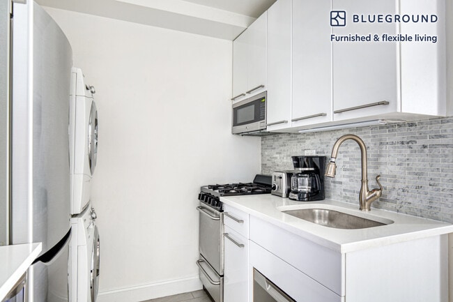 Photo - 41 W 24th St Unit FL5-ID617