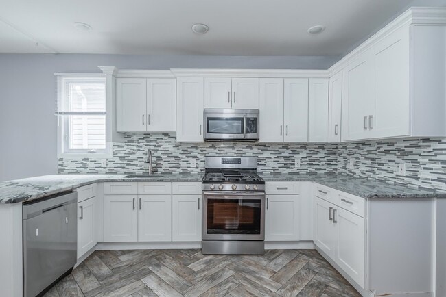 Photo - 164 Avenue B