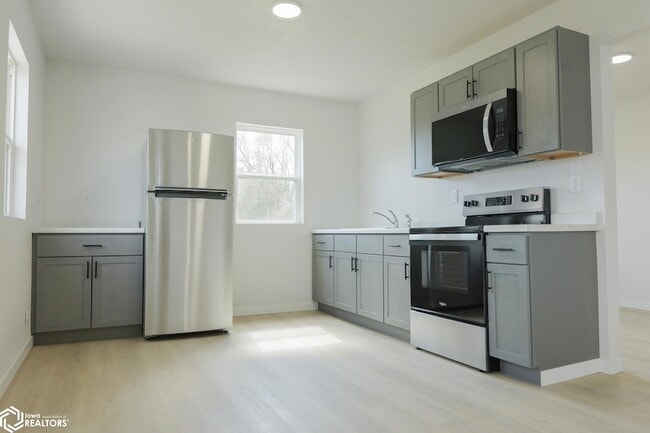 Photo - 10994 115th Ave