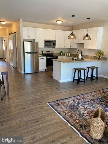 Photo - 376 E Main St