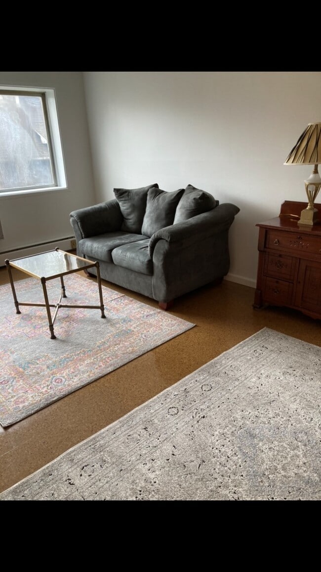 Photo - Carrollton Manor Apartments