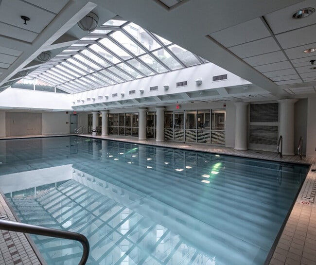 Photo - 699 E St NW Unit ID1340525P