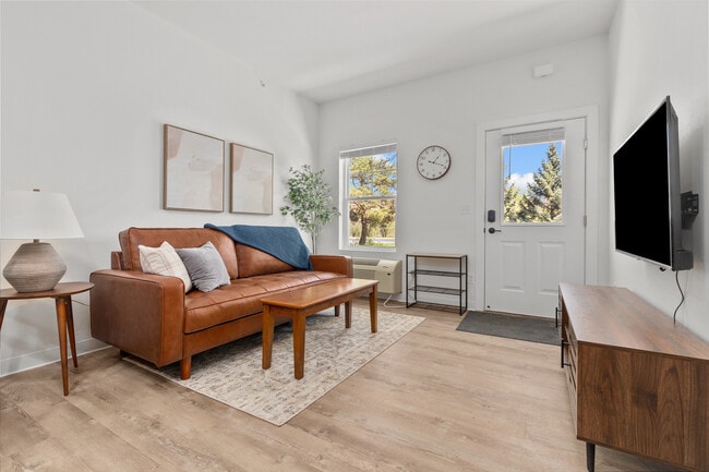 Photo - Fox Flats-Fully Furnished with Private Garage