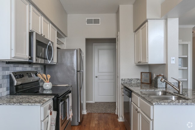 Kitchen - Sandestin at Pearland