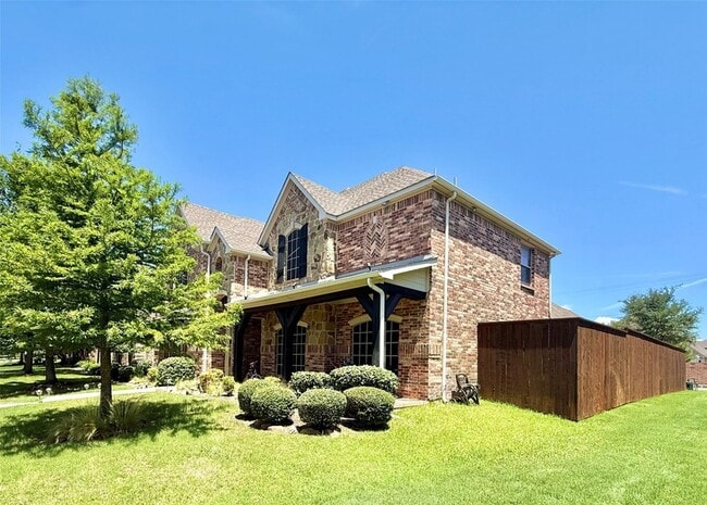 Photo - 7430 Hidden Cove Ln
