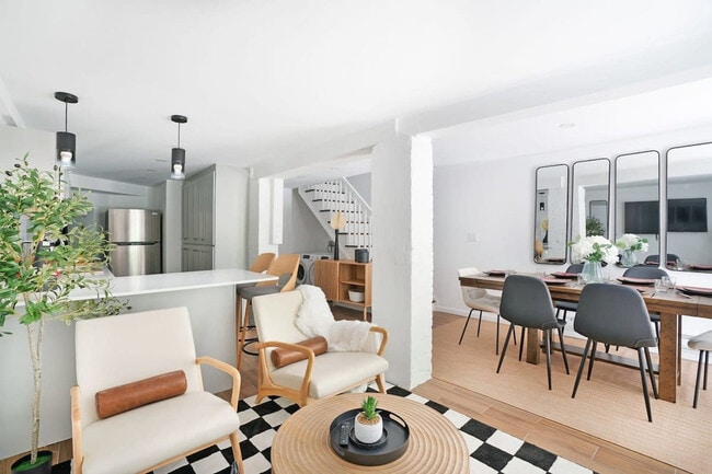 Building Photo - 118 E 91st St Unit SI ID1021989P