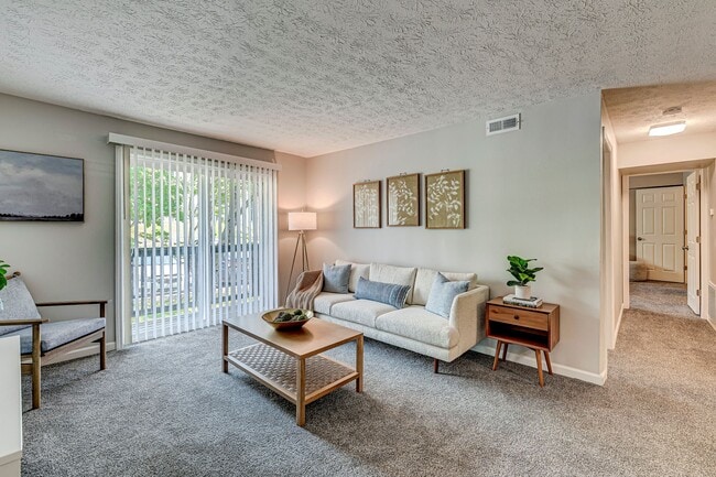 Building Photo - The Apex