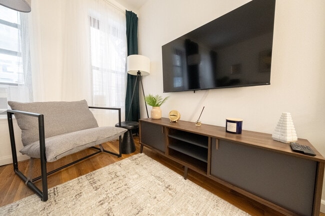 Photo - 305 E 95th St Unit ID1031998P