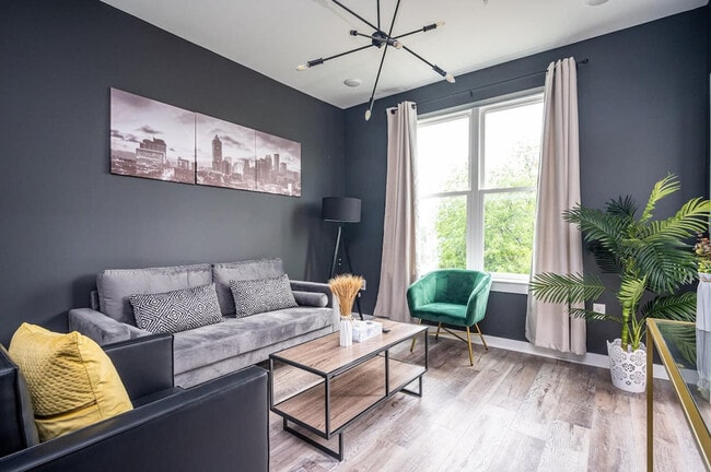 Building Photo - 525 Parkway Dr NE Unit ID1299380P