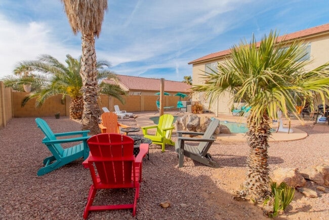 Photo - 1387 E 10th Pl Unit ID1317856P