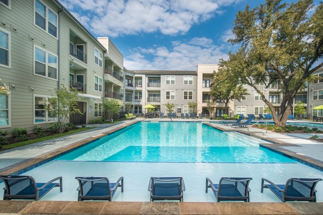 Photo - Layers Galleria