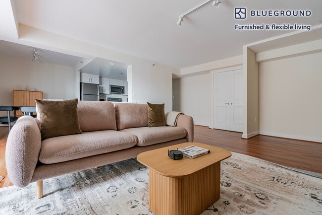 Photo - 4001 9th St N Unit SI FL15-ID1182