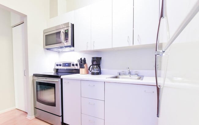 Photo - 1844 Columbia Rd NW Unit ID678P