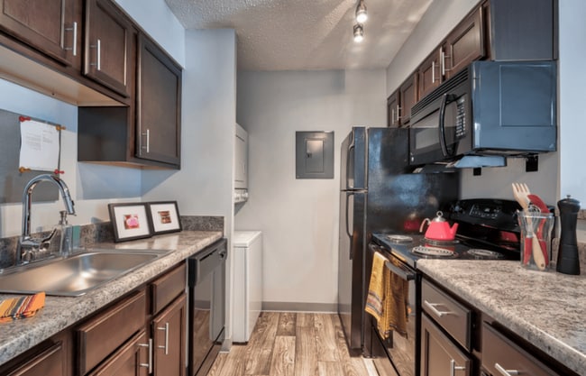 Photo - Brightwaters Apartments