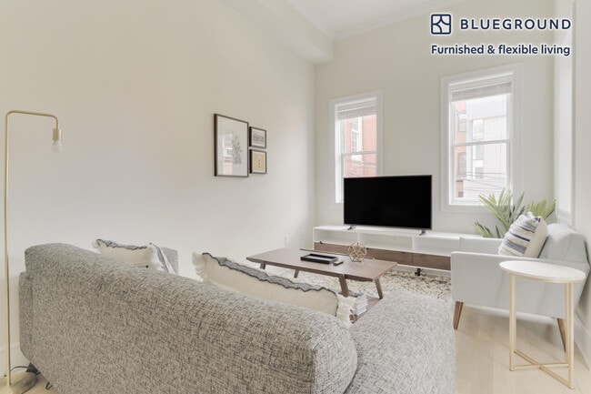 Building Photo - 1902 R St NW