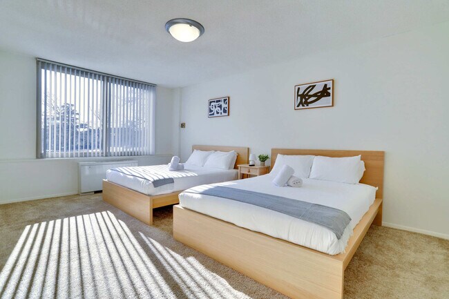 Photo - 1600 S Eads St Unit FL2-ID1022555P