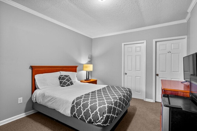 Photo - 18732 Dix Toledo Rd Unit ID1262257P