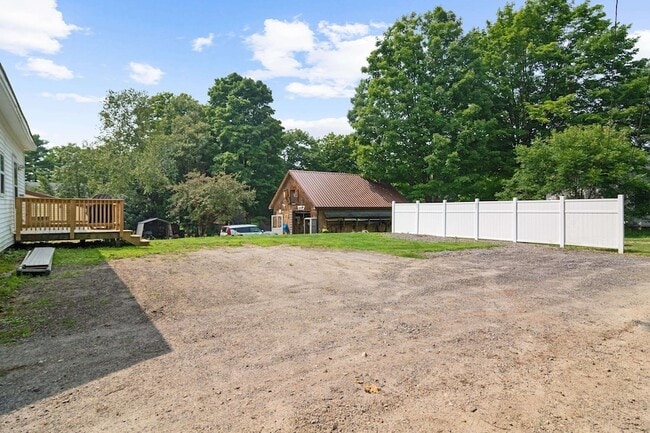 Photo - 144 Meredith Center Rd