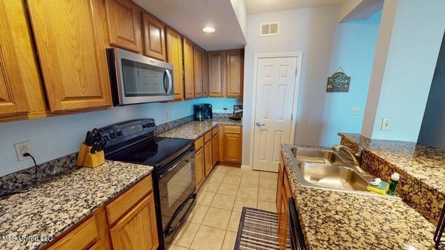 Photo - 2228 Beach Dr Unit 1304