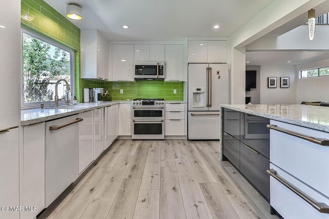 Photo - 643 Arroyo Oaks Dr