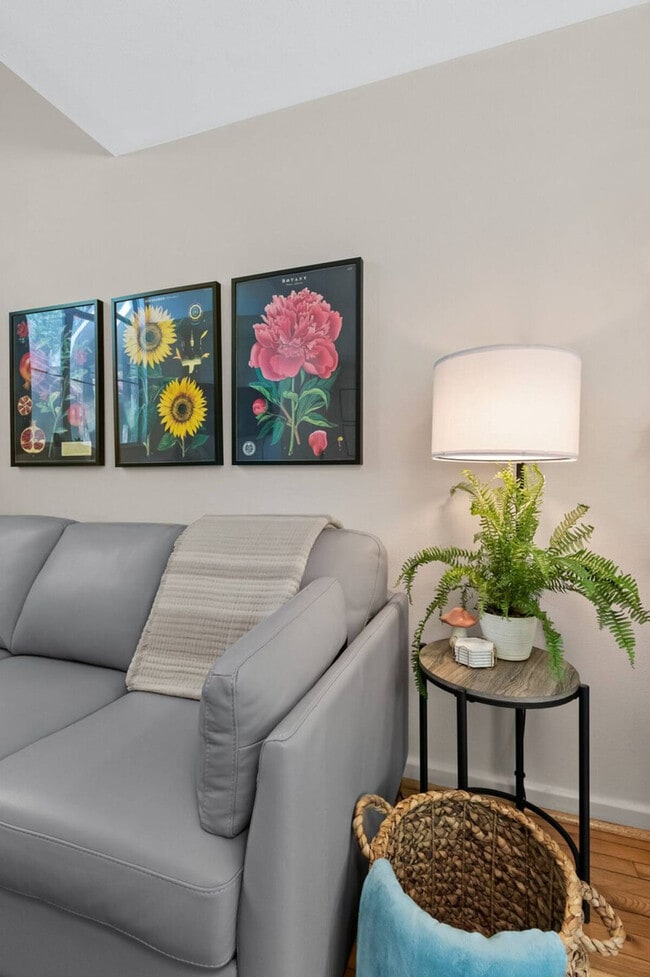 Photo - 243 S Gregg Ave Unit ID1332373P