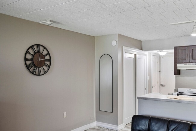 Building Photo - 30 US-9W Unit SI ID1466837P