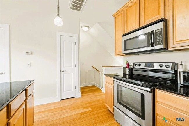 Photo - 13420 LYNDHURST St Unit 807