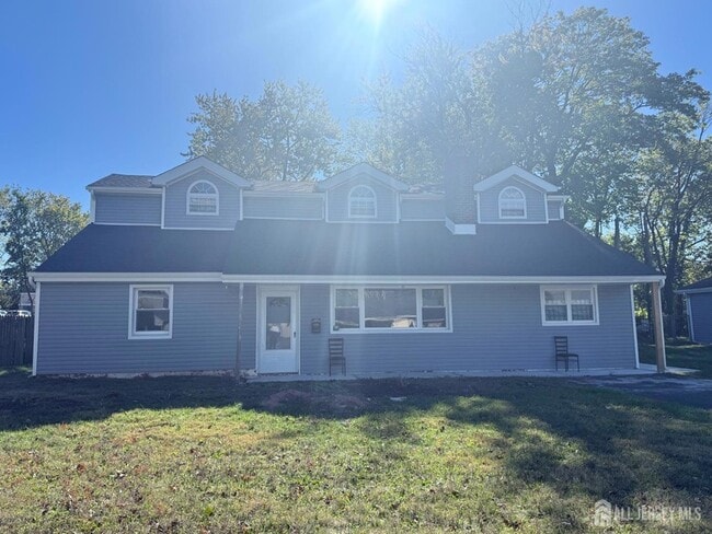 Building Photo - 19 Lahiere Ave