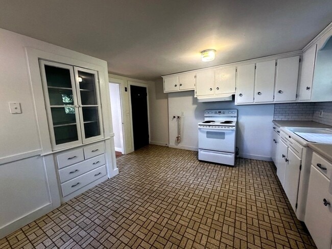 Photo - 56 Spruce St