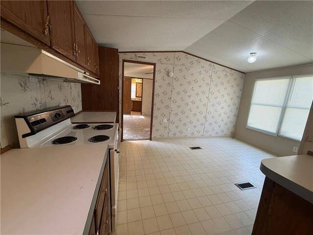 Photo - 64096 Mangano Rd