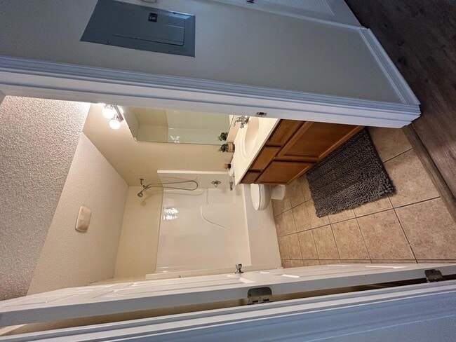 Photo - 53 Robys Dr Unit 3