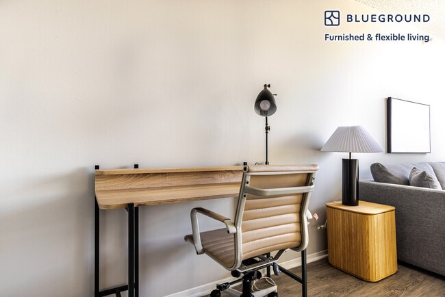 Photo - 180 N Jefferson St Unit SI FL13-ID1212