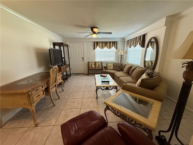 Photo - 2015 15th Ln