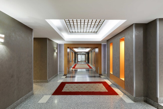 Photo - Park Towers South