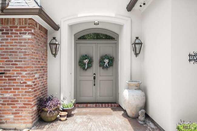 Photo - 19537 S Harrells Ferry Rd